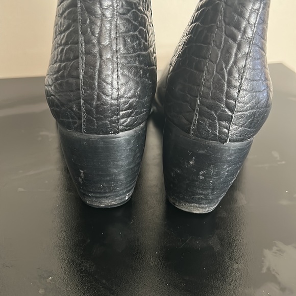 Sol Sana Booties - Picture 3 of 3